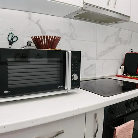 Rudi 1 In Apartman Tirana