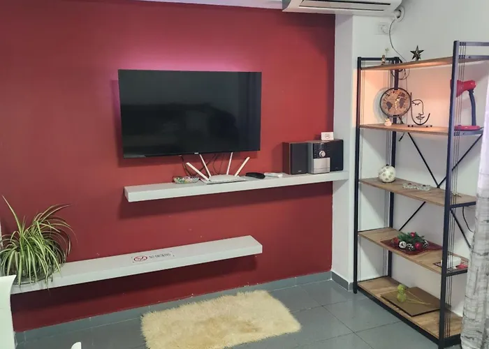 Rudi 1 In 公寓 地拉那