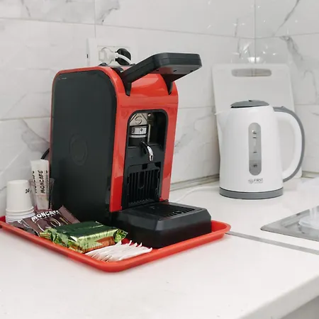 Rudi 1 In * טיראנה