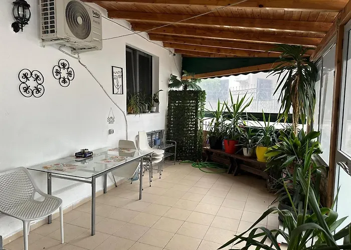 Rudi 1 In Apartment Tirana